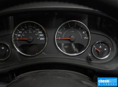 2015款 3.0L 自动 四门 舒享版 Sahara