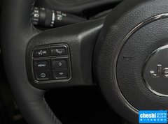 2015款 3.0L 自动 四门 舒享版 Sahara