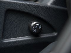 2015款 2.2T 自动 两驱智慧型