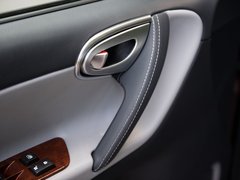 2015款 2.2T 自动 两驱智慧型