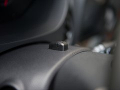 2015款 2.2T 自动 两驱智慧型