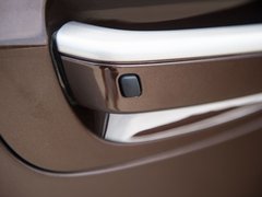 2015款 2.2T 自动 两驱智慧型