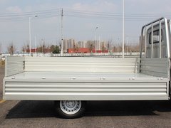 2015款 1.0L 手动 汽油单排