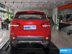 2015款 2.0L 手动 阅兵版 5座