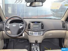 2015款 1.6L 自动豪华型