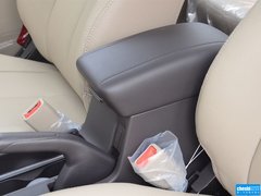 2015款 1.6L 自动豪华型
