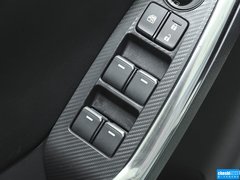 2015款 2.0L 自动 四驱豪华型