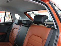 2015款 1.6L 自动 豪华型