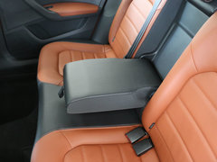 2015款 1.6L 自动 豪华型