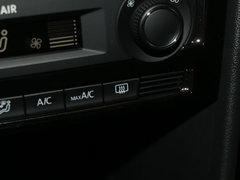 2015款 1.6L 自动 豪华型