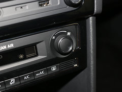 2015款 1.6L 自动 豪华型