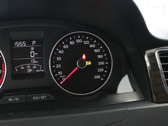 2015款 1.6L 自动 豪华型