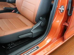 2015款 1.6L 自动 豪华型