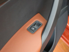 2015款 1.6L 自动 豪华型