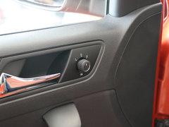2015款 1.6L 自动 豪华型
