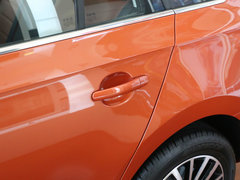 2015款 1.6L 自动 豪华型