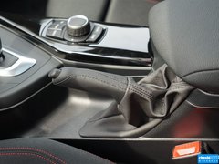 2015款 120i 运动设计套装