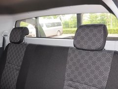 2015款 2.8T 汽油两驱 精英版