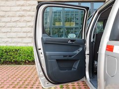 2015款 2.8T 汽油两驱 精英版