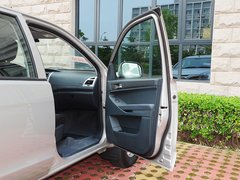 2015款 2.8T 汽油两驱 精英版