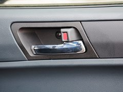 2015款 2.8T 汽油两驱 精英版