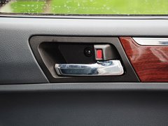 2015款 2.8T 汽油两驱 精英版