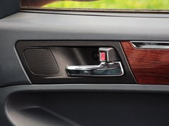 2015款 2.8T 汽油两驱 精英版
