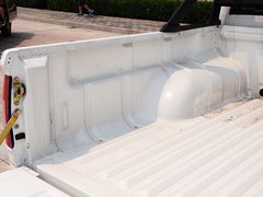 2015款 2.4T  MT 萨普征服者Z6 汽油舒适版
