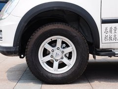 2015款 2.4T  MT 萨普征服者Z6 汽油舒适版