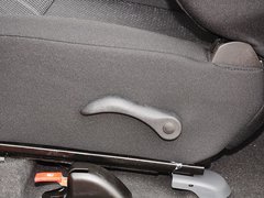 2015款 2.4T  MT 萨普征服者Z6 汽油舒适版