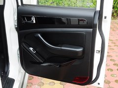 2015款 2.4T  MT 萨普征服者Z6 汽油舒适版