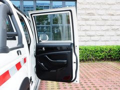 2015款 2.4T  MT 萨普征服者Z6 汽油舒适版