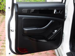 2015款 2.4T  MT 萨普征服者Z6 汽油舒适版