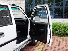 2015款 2.4T  MT 萨普征服者Z6 汽油舒适版