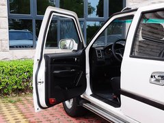 2015款 2.4T  MT 萨普征服者Z6 汽油舒适版
