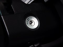 2015款 2.4T  MT 萨普征服者Z6 汽油舒适版