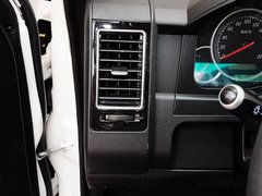2015款 2.4T  MT 萨普征服者Z6 汽油舒适版