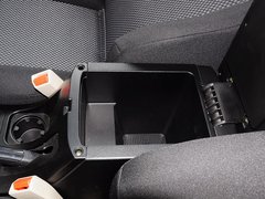 2015款 2.4T  MT 萨普征服者Z6 汽油舒适版