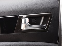 2015款 2.4T  MT 萨普征服者Z6 汽油舒适版