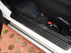 2015款 2.4T  MT 萨普征服者Z6 汽油舒适版