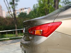 2015款 20T 双离合 旗舰型