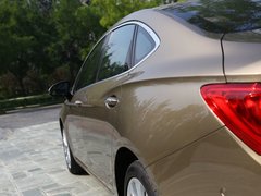 2015款 20T 双离合 旗舰型