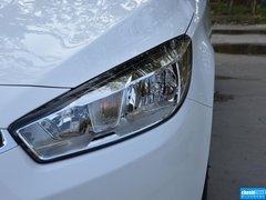 2016款 1.5L 自动 豪华版