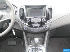 2016款 1.5L 自动 豪华版