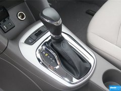 2016款 1.5L 自动 时尚天窗版