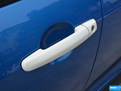 2015款 1.5L 自动 限定版