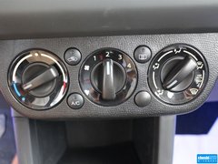 2015款 1.5L 自动 限定版