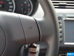 2015款 1.5L 自动 限定版