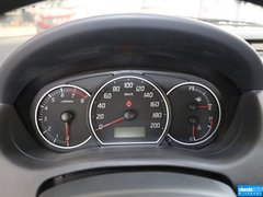 2015款 1.5L 自动 限定版