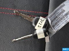 2015款 1.5L 自动 限定版